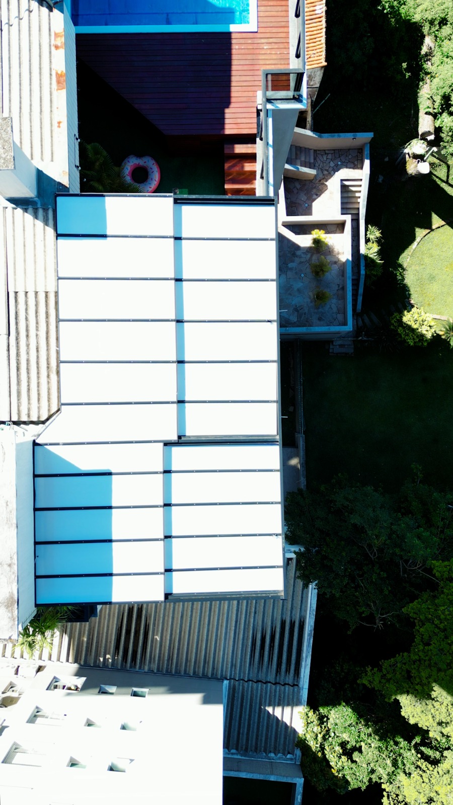 Como transformar um terraço em uma área de convivência sofisticada e funcional