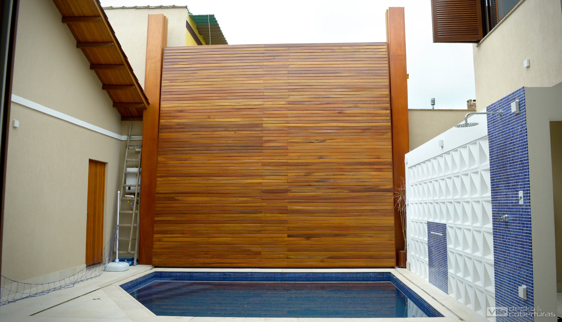 Deck Retrátil Vertical